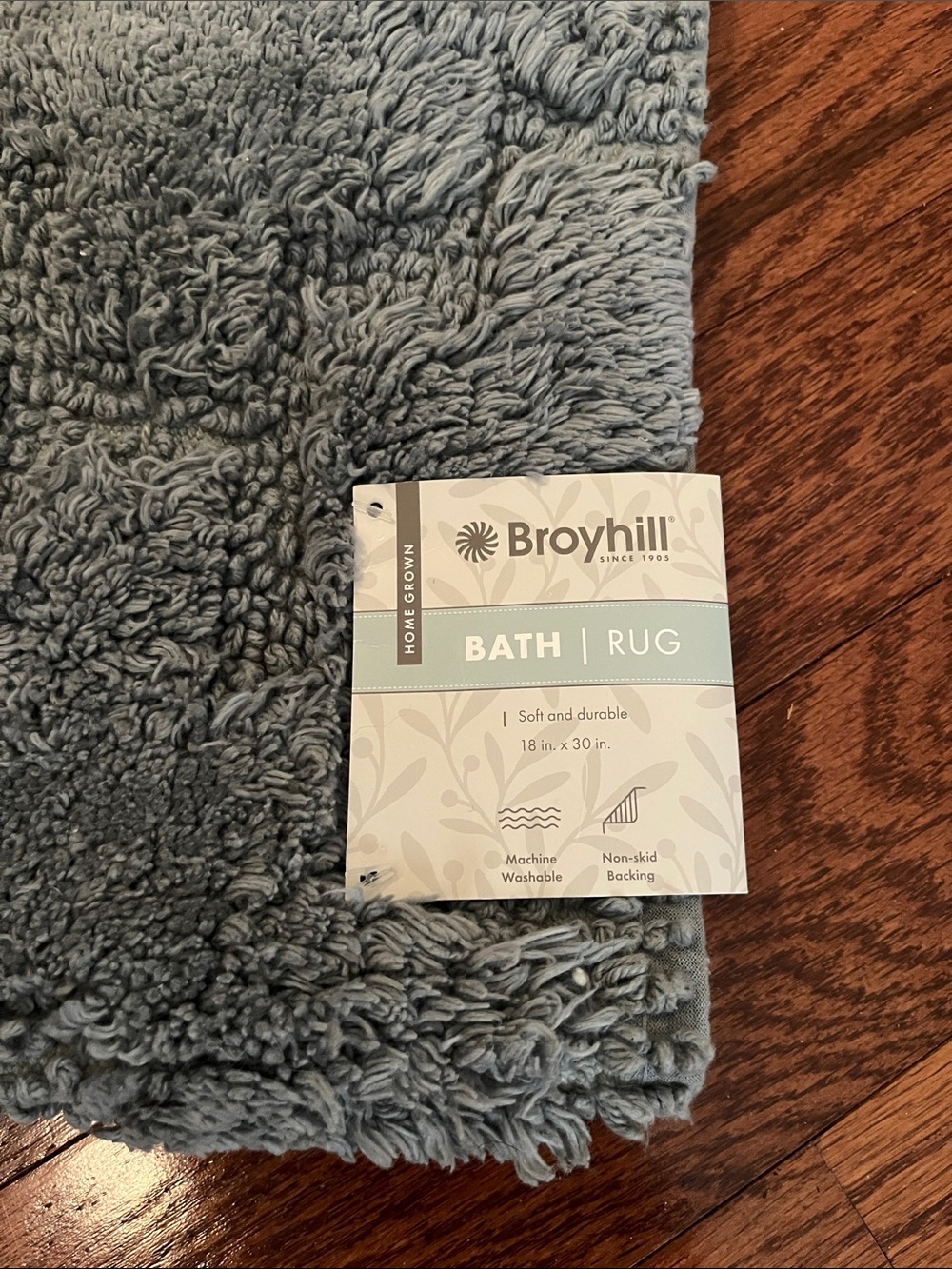 Broyhill Soft Plush Bath Rug in Light Blue